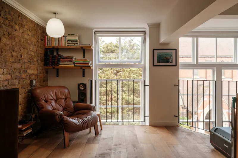 Stylish Hackney Conversion, F1268 (photo 39)