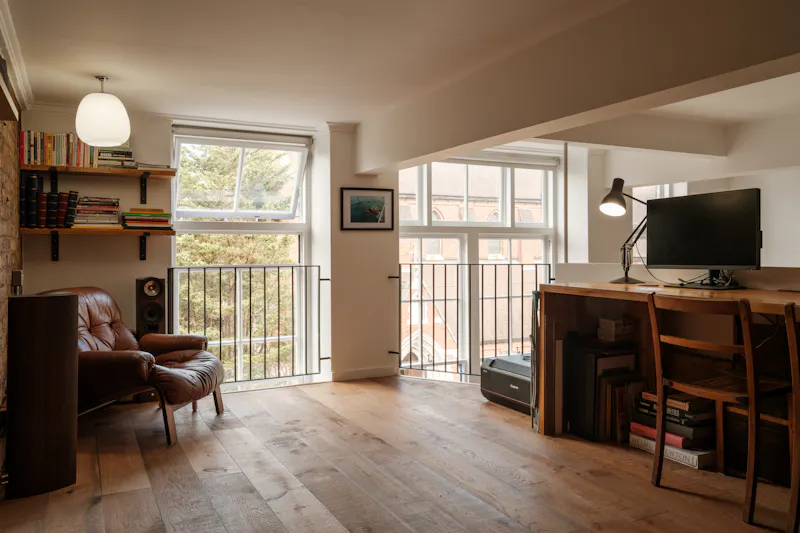 Stylish Hackney Conversion, F1268 (photo 38)