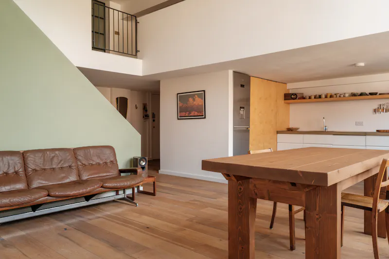 Stylish Hackney Conversion, F1268 (photo 12)