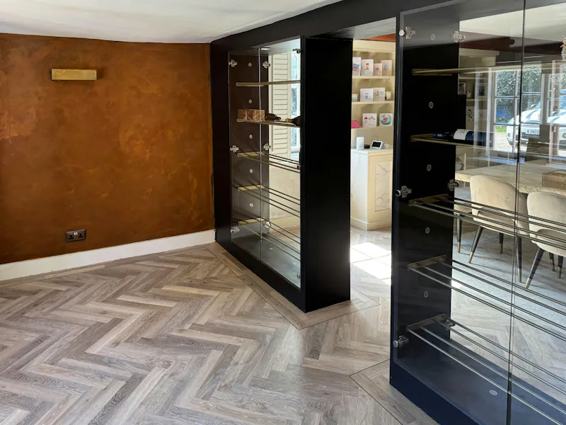 Luxe Brentwood farmhouse, B2097 (photo 14)
