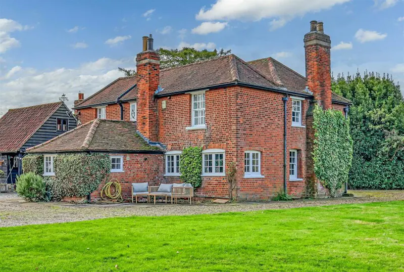 Luxe Brentwood farmhouse, B2097 (photo 40)