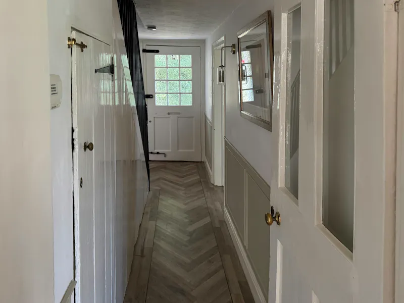 Luxe Brentwood farmhouse, B2097 (photo 22)