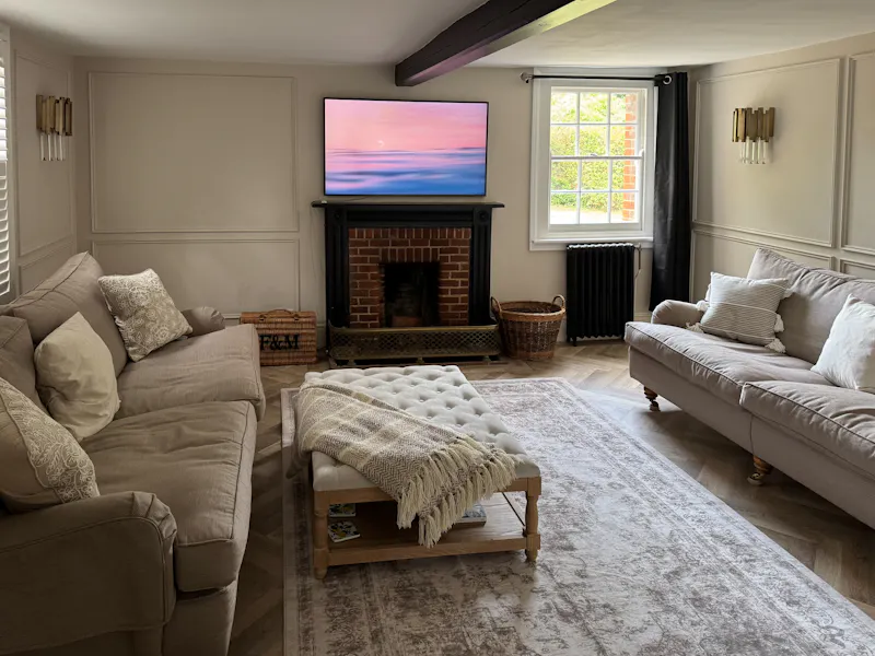 Living Room at Luxe Brentwood farmhouse, B2097 (photo 3)