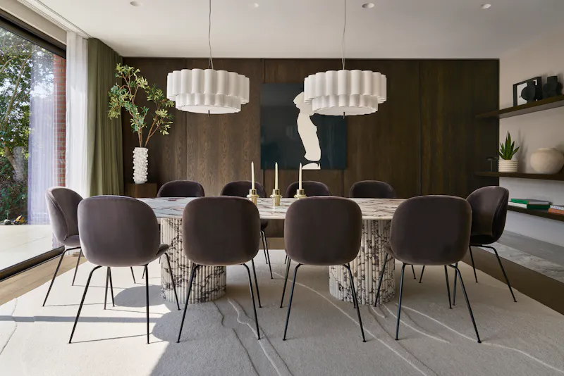 Dining room at Contemporary  Chislehurst house, K460 (photo 16)
