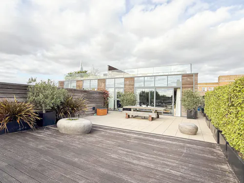 Bermondsey penthouse with views, F1269