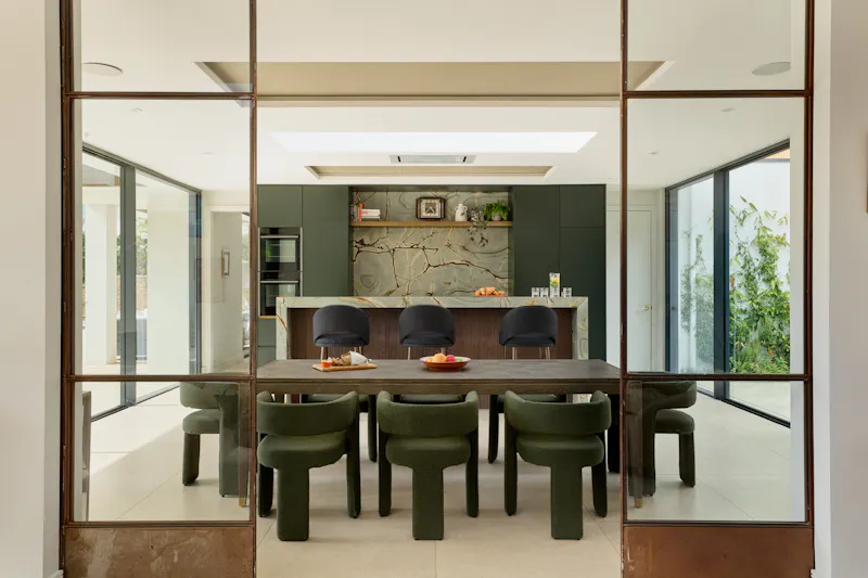 Surrey Modernist Home, K514 (photo 11)