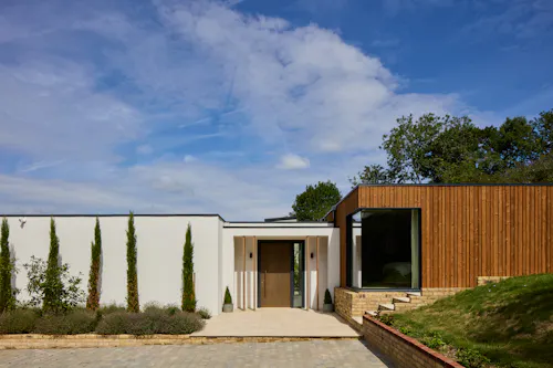 Surrey Modernist Home, K514