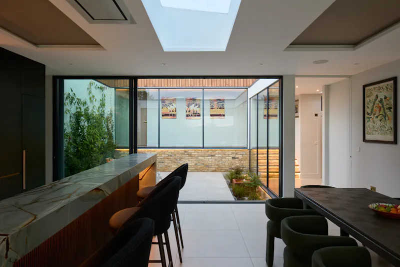 Surrey Modernist Home, K514 (photo 8)