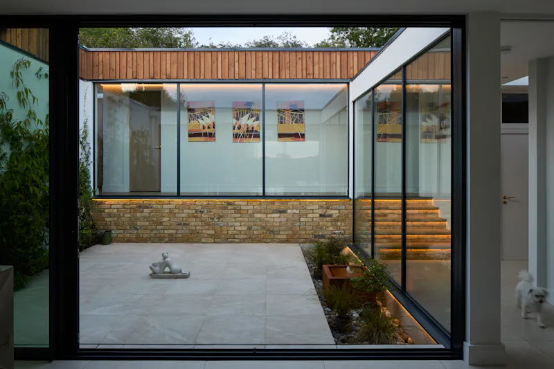 Surrey Modernist Home, K514 (photo 9)