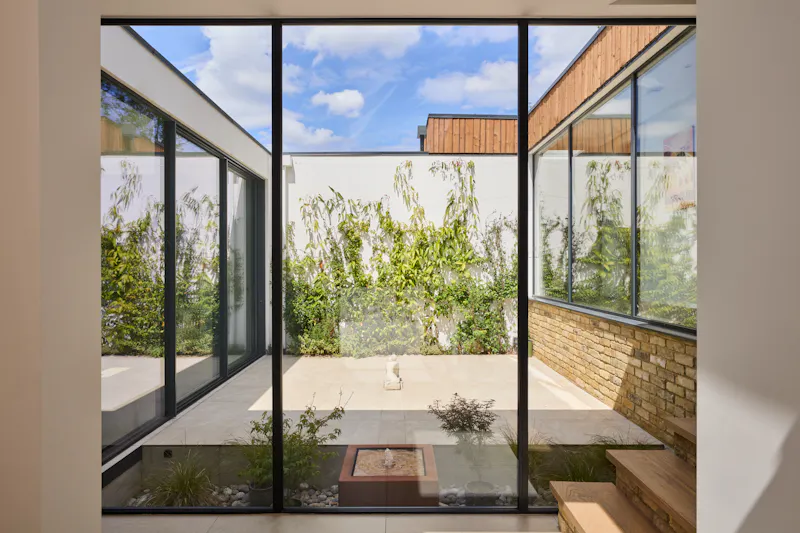 Courtyard at Surrey Modernist Home, K514 (photo 38)