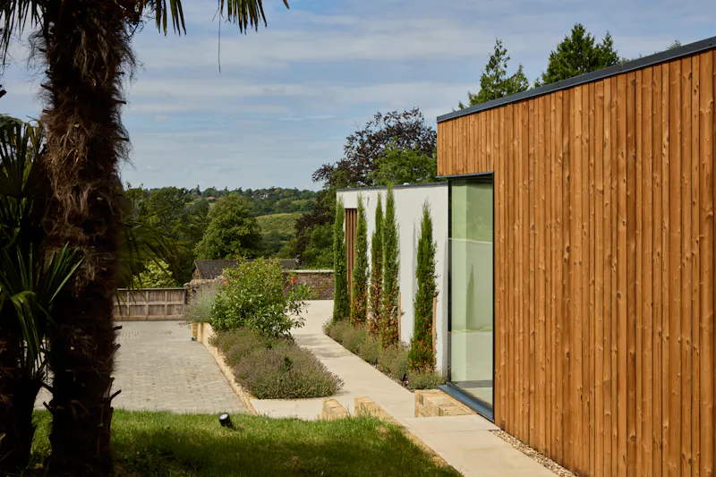 Surrey Modernist Home, K514 (photo 45)