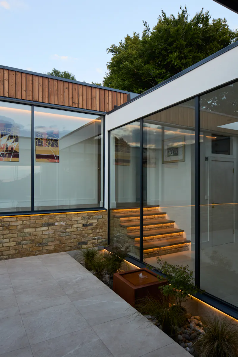 Surrey Modernist Home, K514 (photo 40)