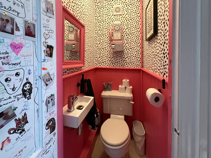 Bathroom at Eclectic Queen's park terrace , B2101 (photo 24)