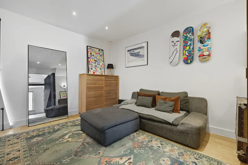 Ingatestone Modern Family Home, D2849 (photo 17)