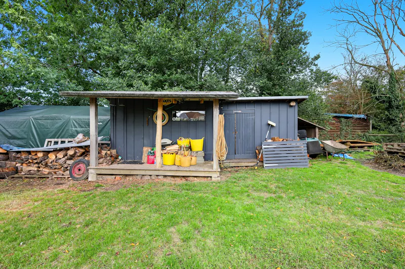 Shed at Ingatestone Modern Family Home, D2849 (photo 20)