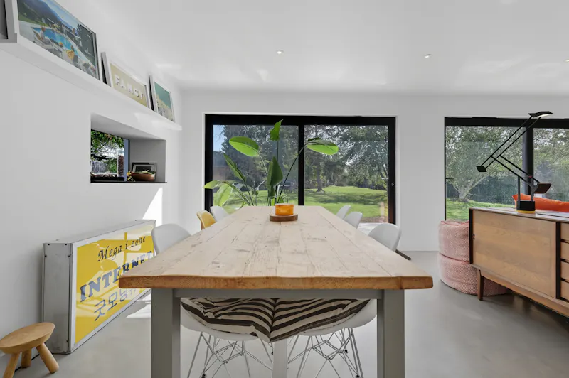 Ingatestone Modern Family Home, D2849 (photo 9)