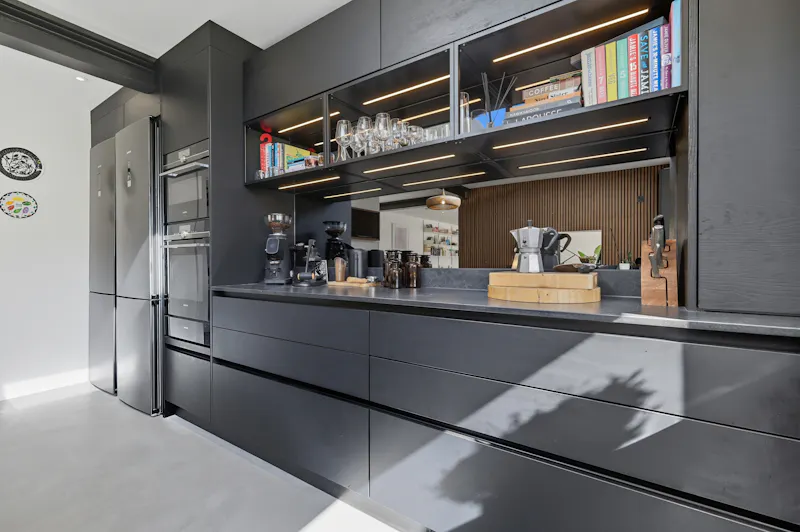 Ingatestone Modern Family Home, D2849 (photo 4)