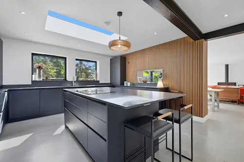 Ingatestone Modern Family Home, D2849