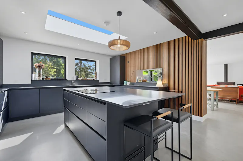 Kitchen at Ingatestone Modern Family Home, D2849 (photo 3)