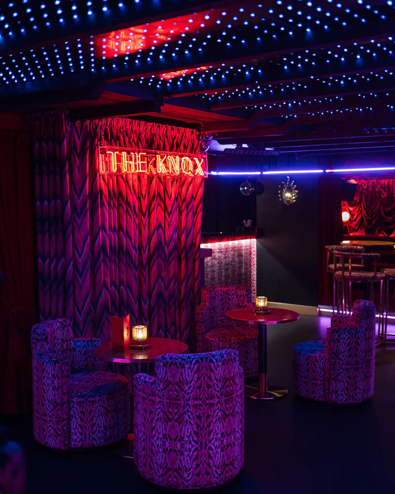 Sumptuous Sloane Square Bar, R881 (photo 5)