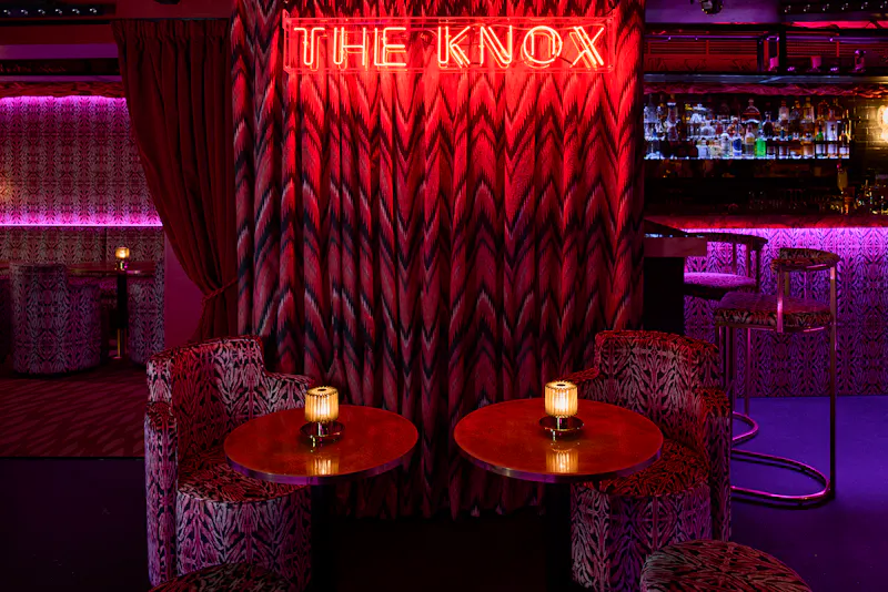 Sumptuous Sloane Square Bar, R881 (photo 6)