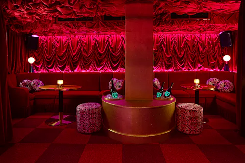 Sumptuous Sloane Square Bar, R881