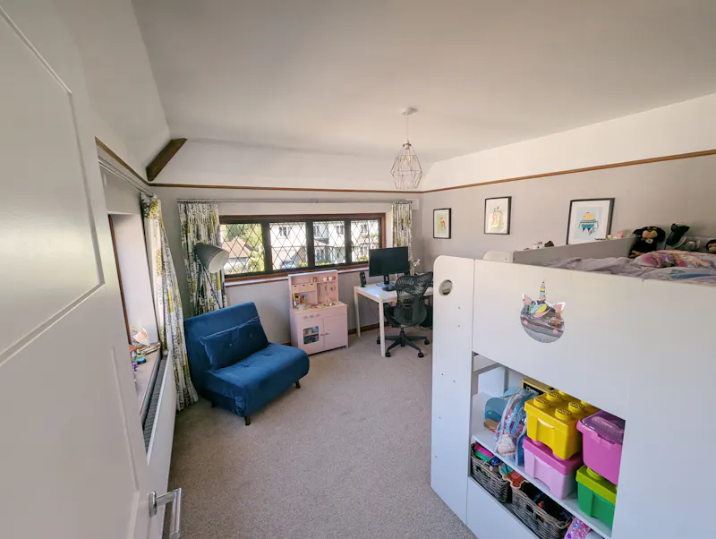 1950s Epsom family home, D2748 (photo 19)