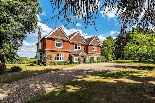 Surrey Country Farm House, L767