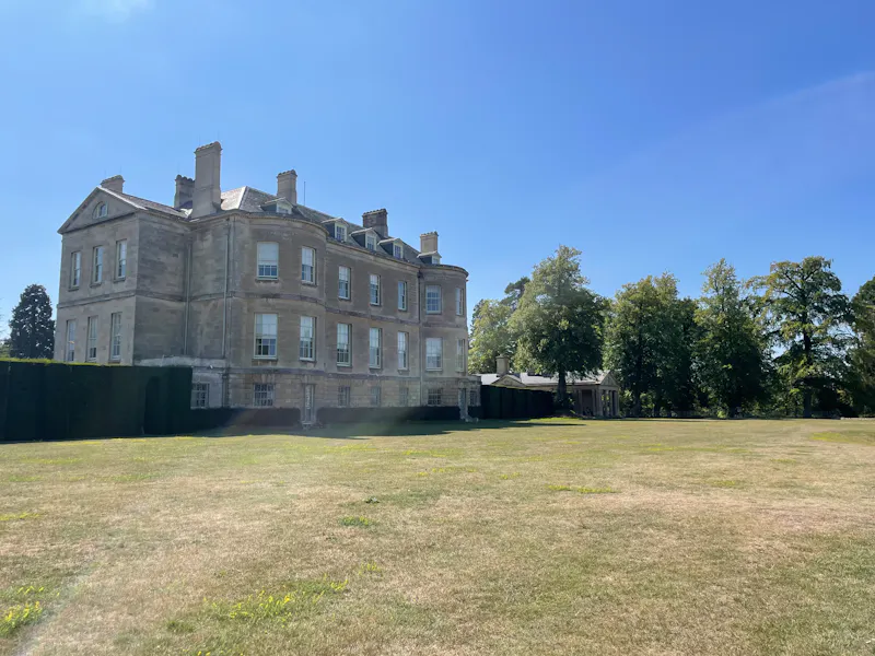 Garden at Stunning Oxfordshire Stately , A1677 (photo 14)