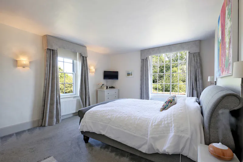 Bedroom - main at Beautiful Farnham farmhouse, A1679 (photo 14)