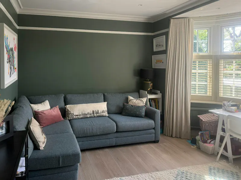Living Room at 1930s Putney family home, D2845 (photo 10)