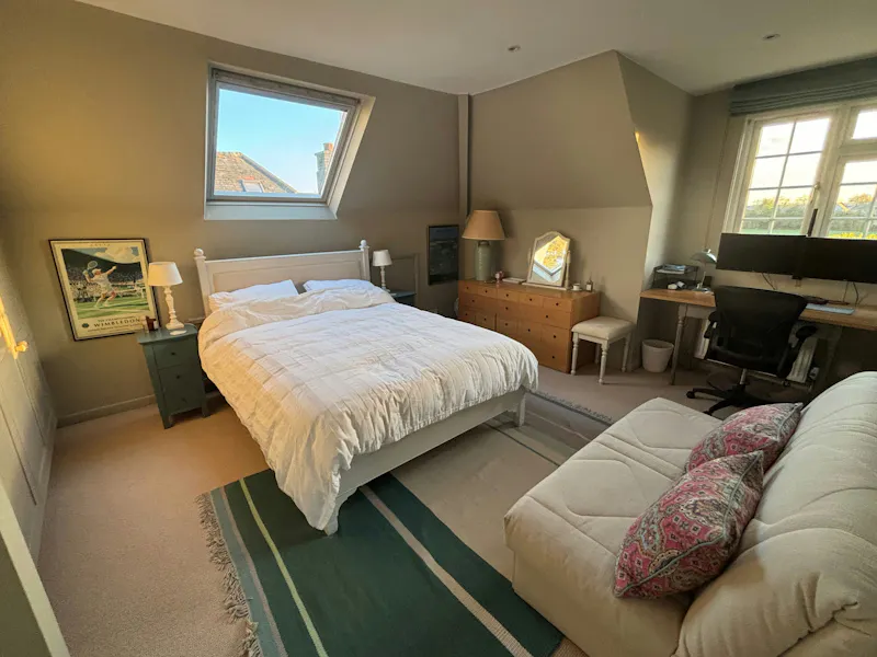 Bedroom at 1930s Putney family home, D2845 (photo 13)