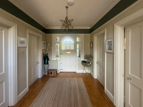 1930s Putney family home, D2845