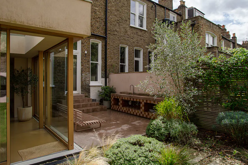Terrace/Patio at Minimal Townhouse in Hackney , B2112 (photo 35)
