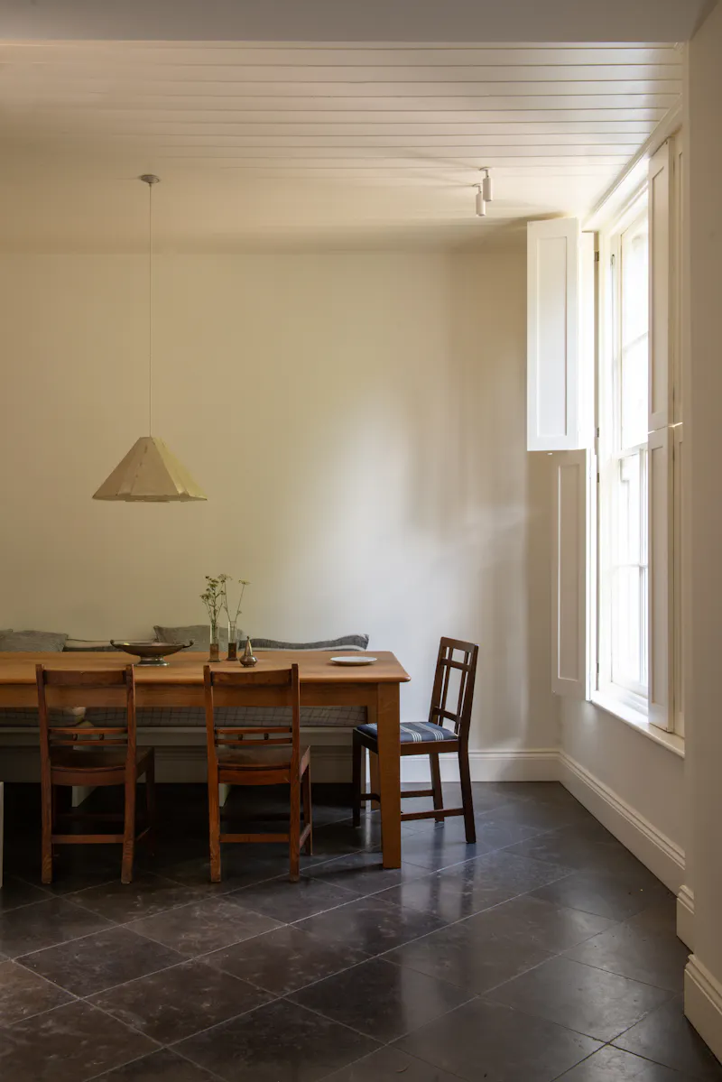 Dining room at Refined Suffolk Georgian manor, A1690 (photo 7)