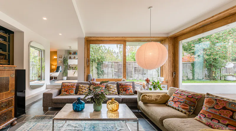 Mid-century Henley family home, D2867 (photo 14)
