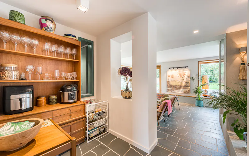 Mid-century Henley family home, D2867 (photo 17)