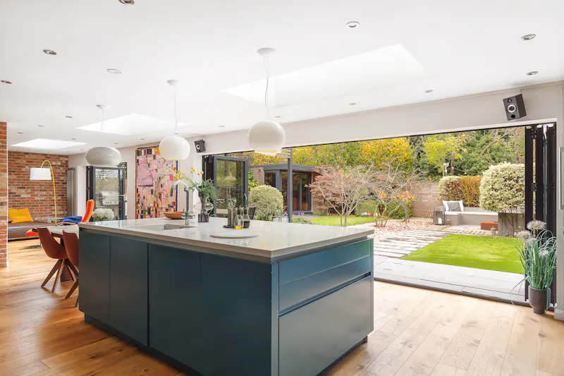 Modern Crystal Palace home, D2847 (photo 9)