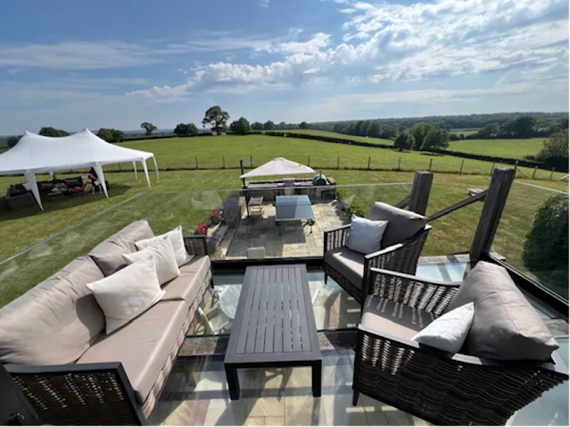 Limpsfield family barn home, D2850 (photo 17)
