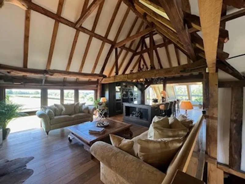 Limpsfield family barn home, D2850 (photo 3)