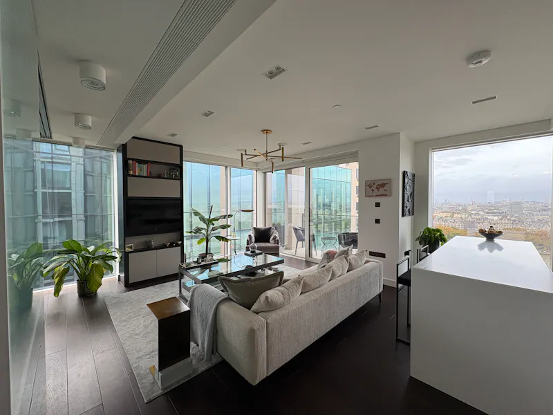 Open plan at Waterloo modern apartment, F1270 (photo 4)