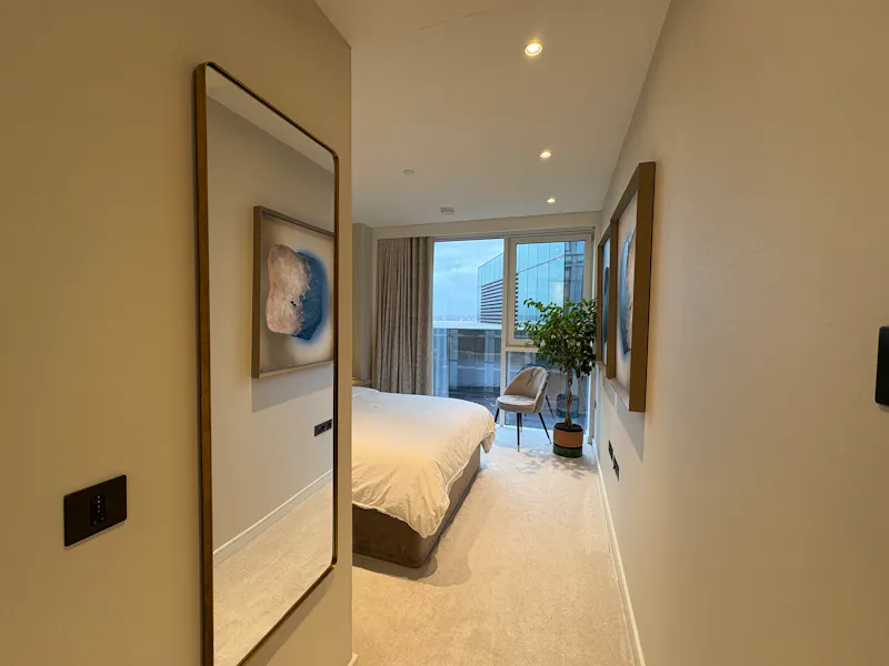 Waterloo modern apartment, F1270 (photo 11)