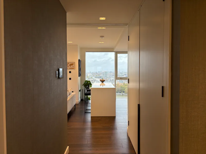 Waterloo modern apartment, F1270 (photo 2)