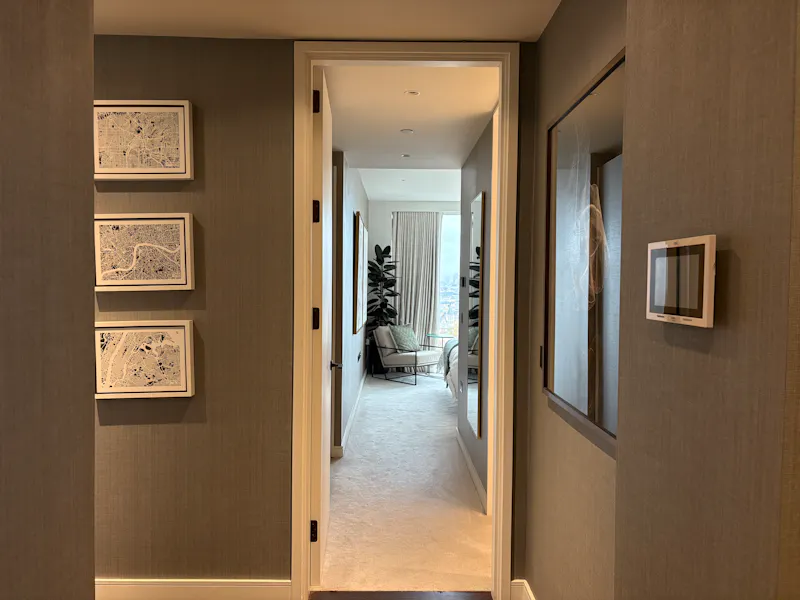Waterloo modern apartment, F1270 (photo 23)