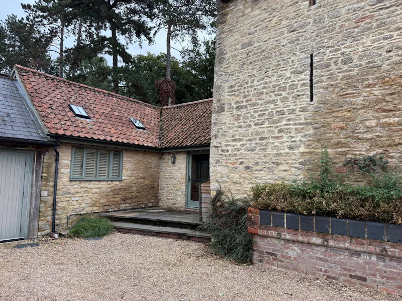 Beautiful Bedford barn, L777 (photo 28)