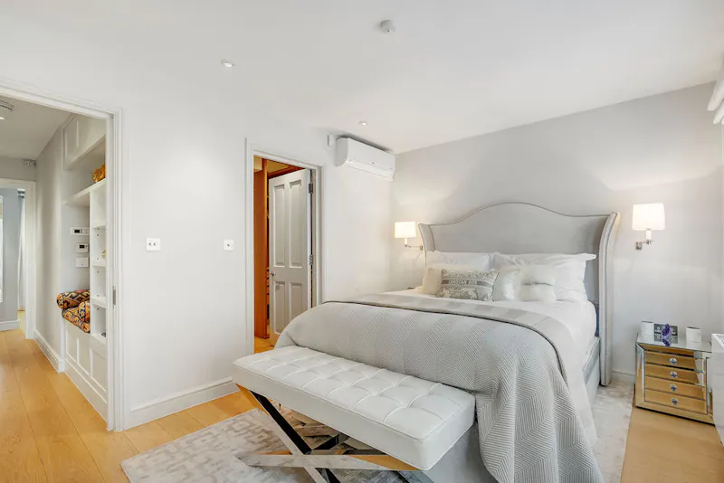Bedroom - main at Luxury Parsons Green home, B2109 (photo 14)