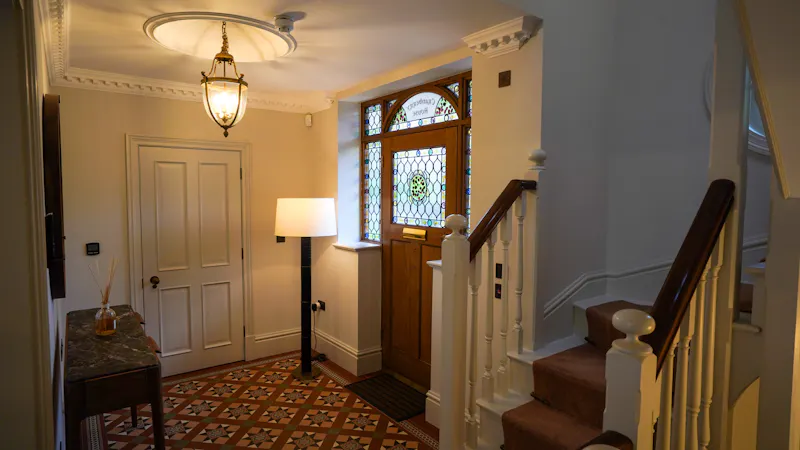 Modern Victorian Coach House, B2107 (photo 17)