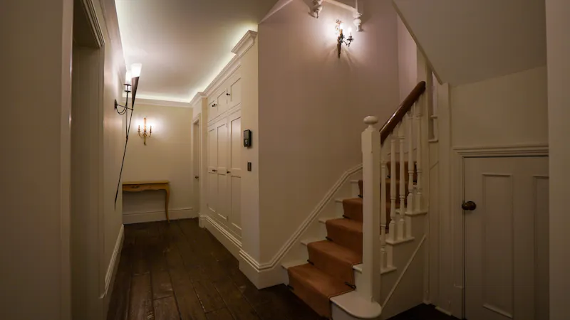 Modern Victorian Coach House, B2107 (photo 19)