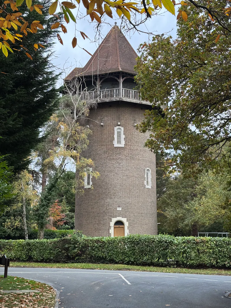 Modern Victorian Coach House, B2107 (photo 36)