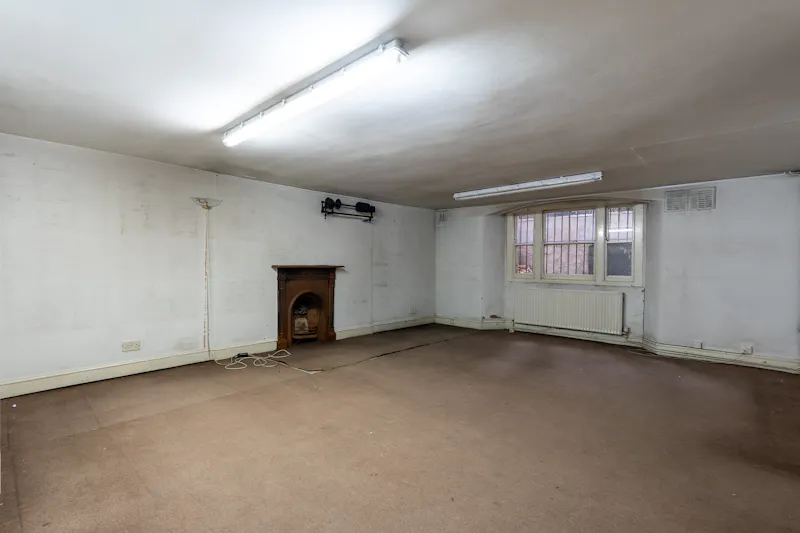Fireplace at Vacant Newington Green Georgian, A1682 (photo 10)
